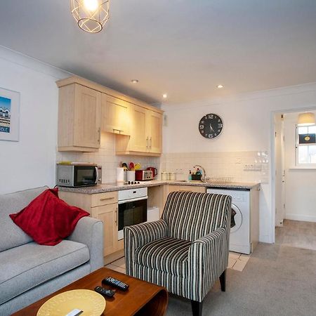 The Spires - Cosy Apartment Just Outside Of City Centre كانتربيري المظهر الخارجي الصورة