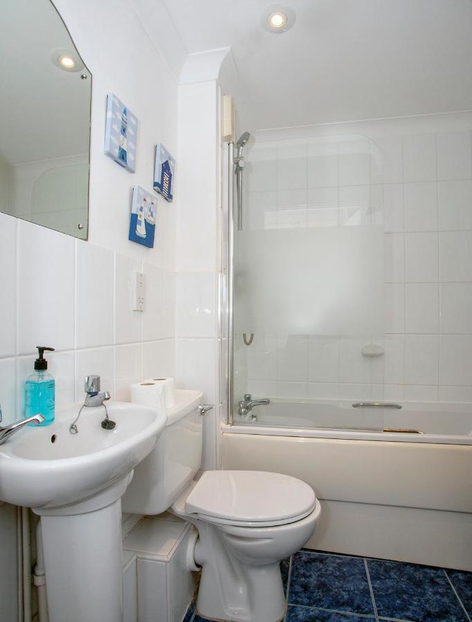 The Spires - Cosy Apartment Just Outside Of City Centre كانتربيري المظهر الخارجي الصورة